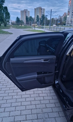 Ford Mondeo cena 87000 przebieg: 99999, rok produkcji 2020 z Warszawa małe 497